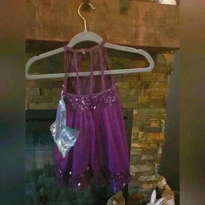 Weissman lyrical costume